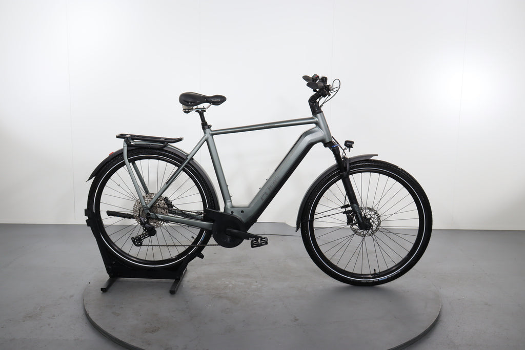 Cube Kathmandu Hybrid Pro 750