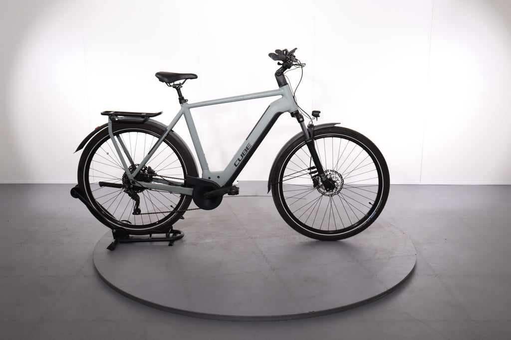 Cube Kathmandu Hybrid One 625 #1 global